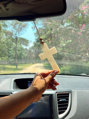 Cross Car Essential Oil Diffuser