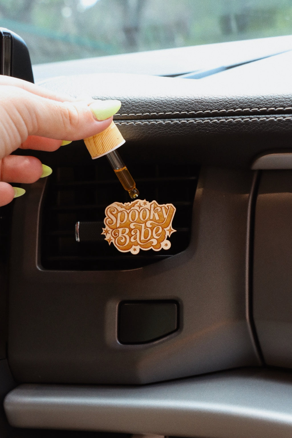 Spooky Babe Essential Oil Air Vent Diffuser