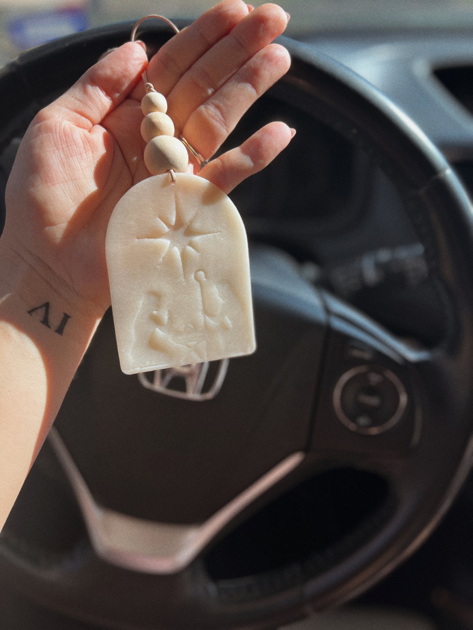 Nativity Scene Essential Oil Car Diffuser