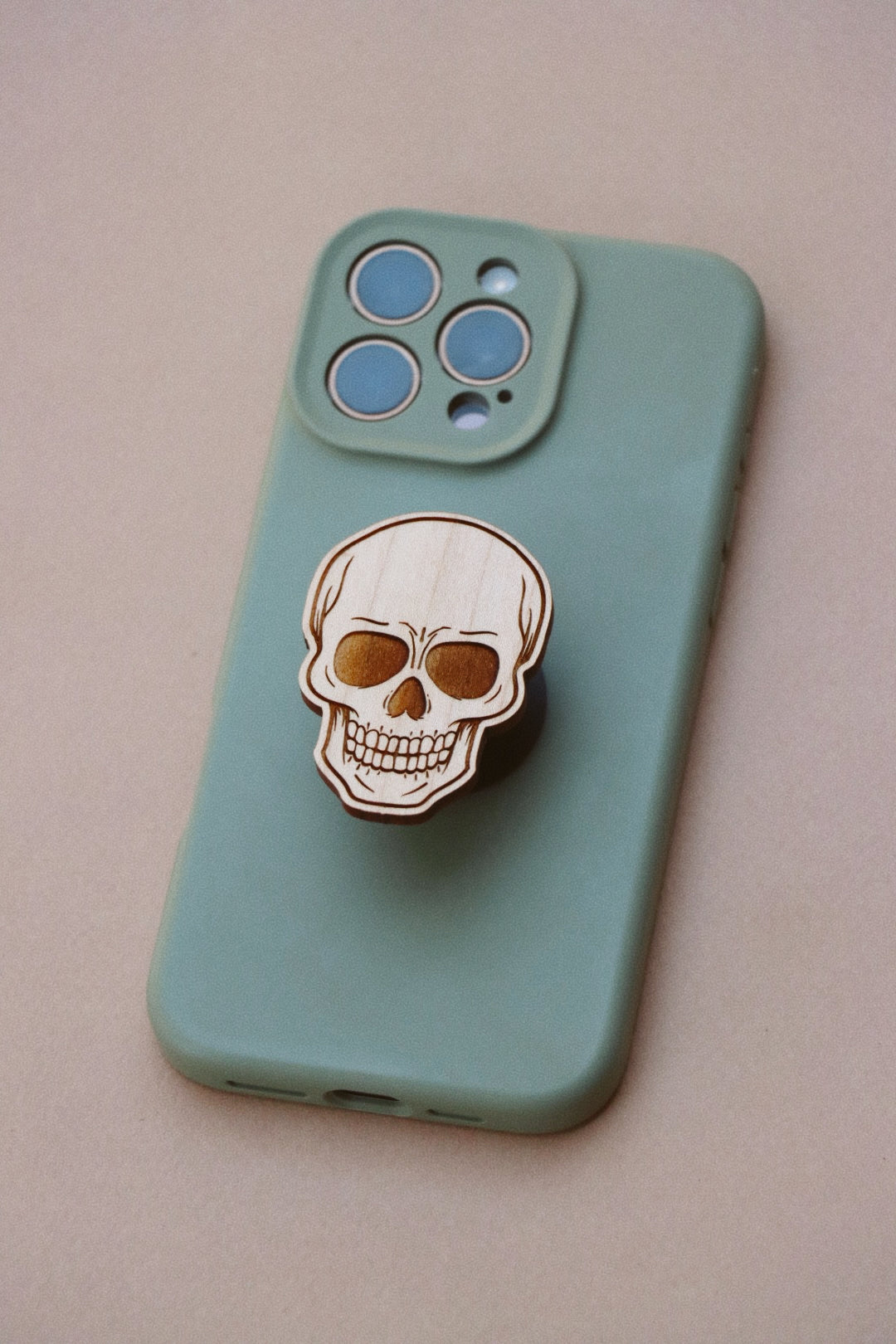 Skull Phone Grip