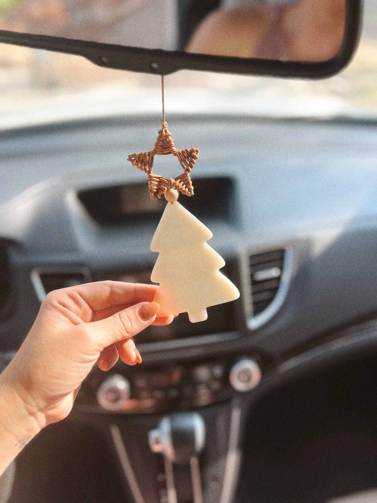 Rattan Christmas Tree Essential Oil Car Diffuser