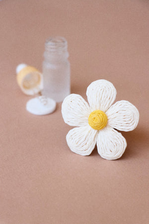 Daisy Flower Air Vent Diffuser (neutral)