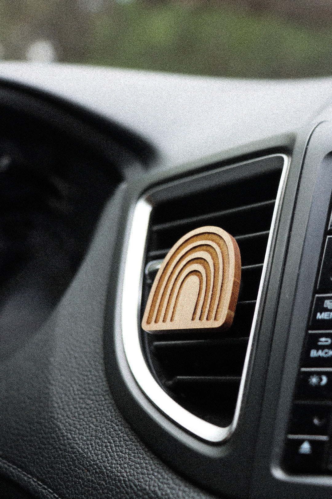 Rainbow Essential Oil Car Air Vent Diffuser