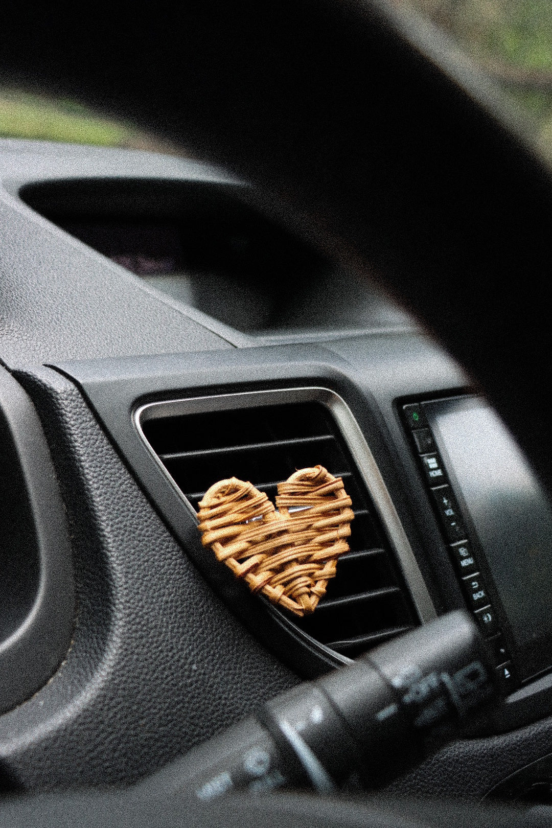 Rattan Heart Car Air Vent Diffuser