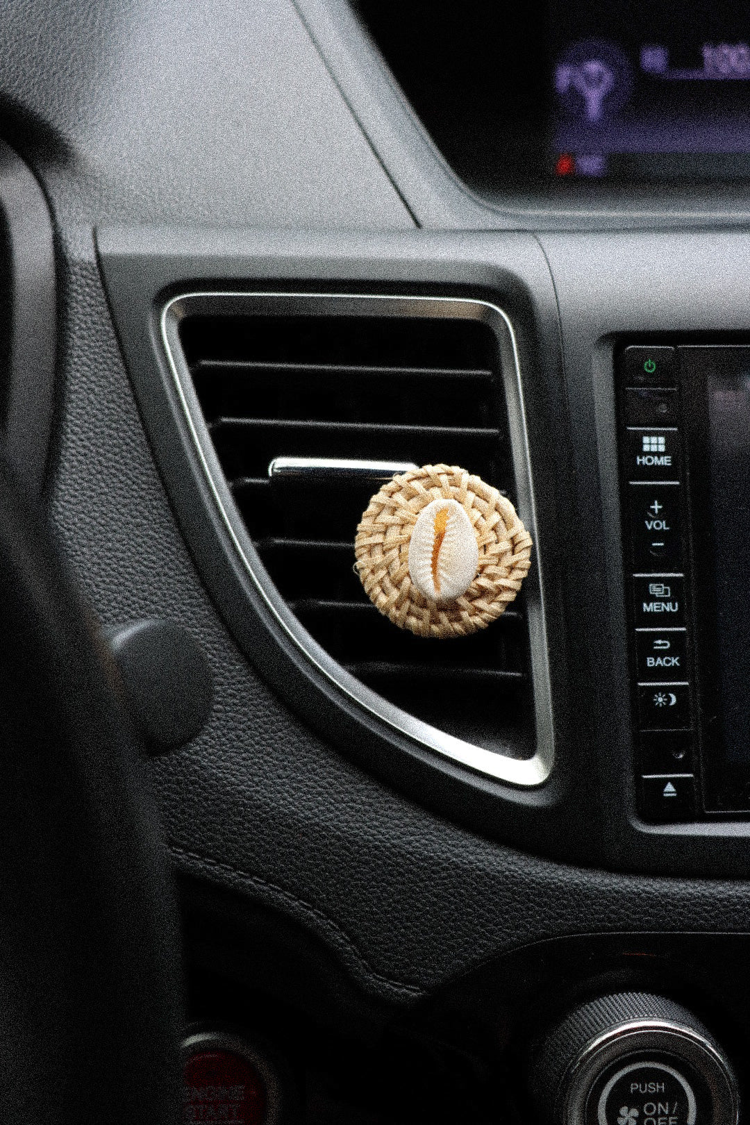 Rattan Essential Oil Air Vent Car Diffuser