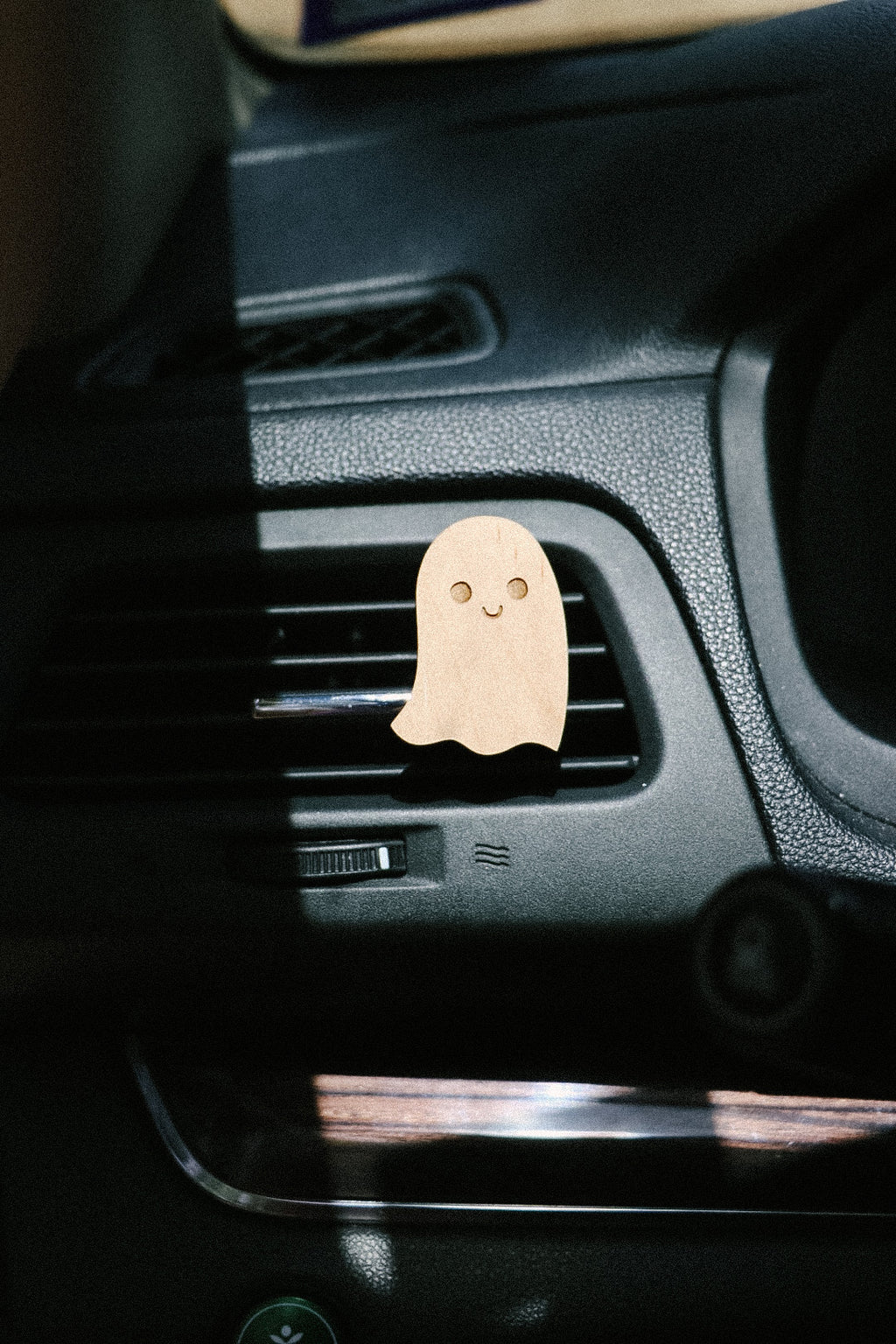 Ghost Essential Oil Air Vent Diffuser